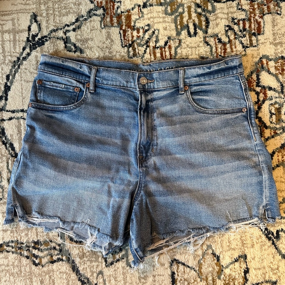 Sz.16 women’s AE stretch highest rise 90s boyfriend denim short